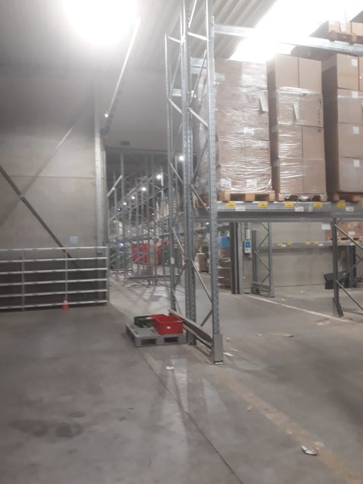 Vă rafturi metalice profesionale reglabile lichidare de stoc la super