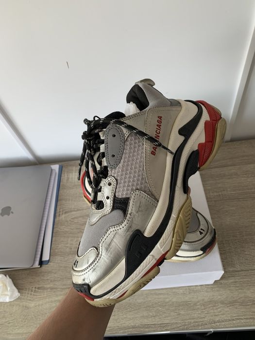 Balenciaga Triple S - Size 41 fit 42 - 1699 Oradea • OLX.ro