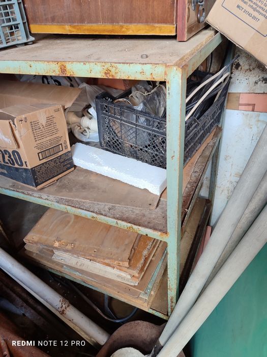 Стеллаж. Металлический.