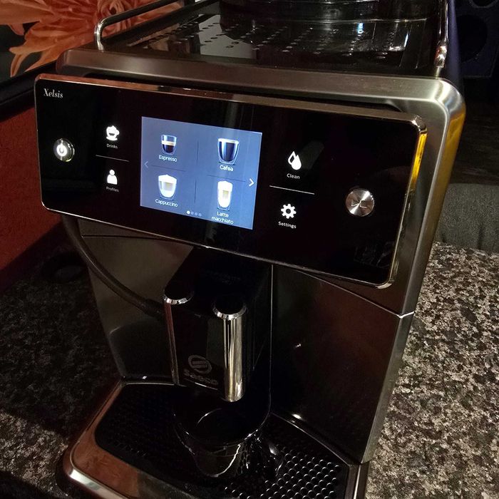 Expresor Saeco Xelsis SM7683/00