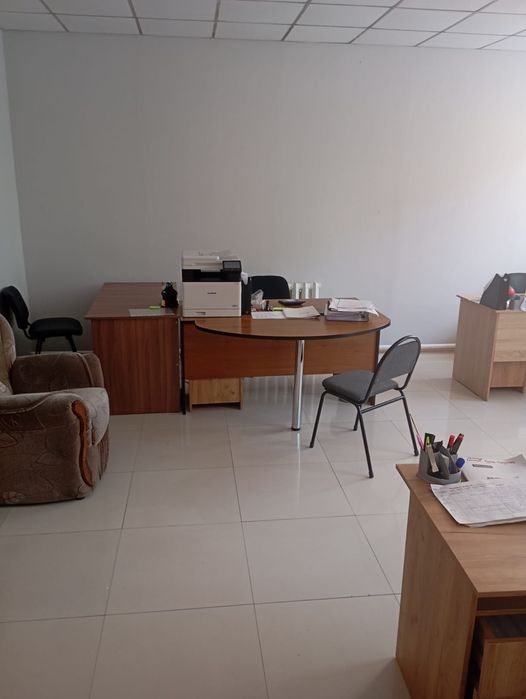 Аренда офиса 180 КВ район дворец школьников