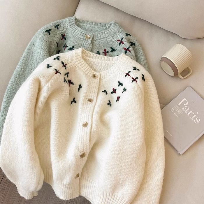 Женские кардиганы Ayollar kardigani