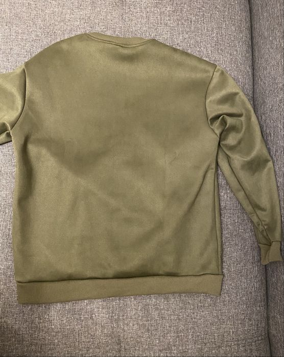 Продам свитшот (М)