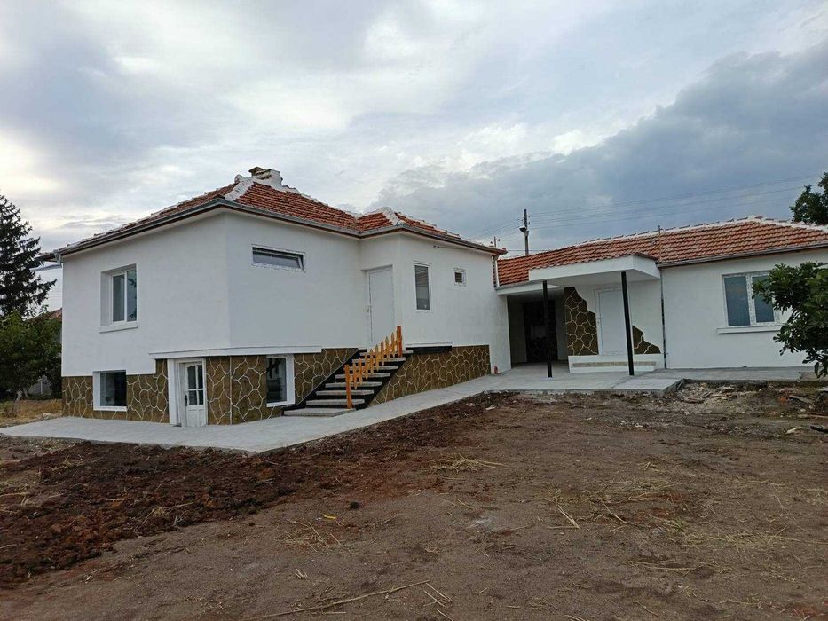 Продава се Къща в с. Татарево, Област Пловдив - 100 кв.м за 561 €/кв.м - Снимка #1