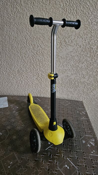 Продам самокат детский