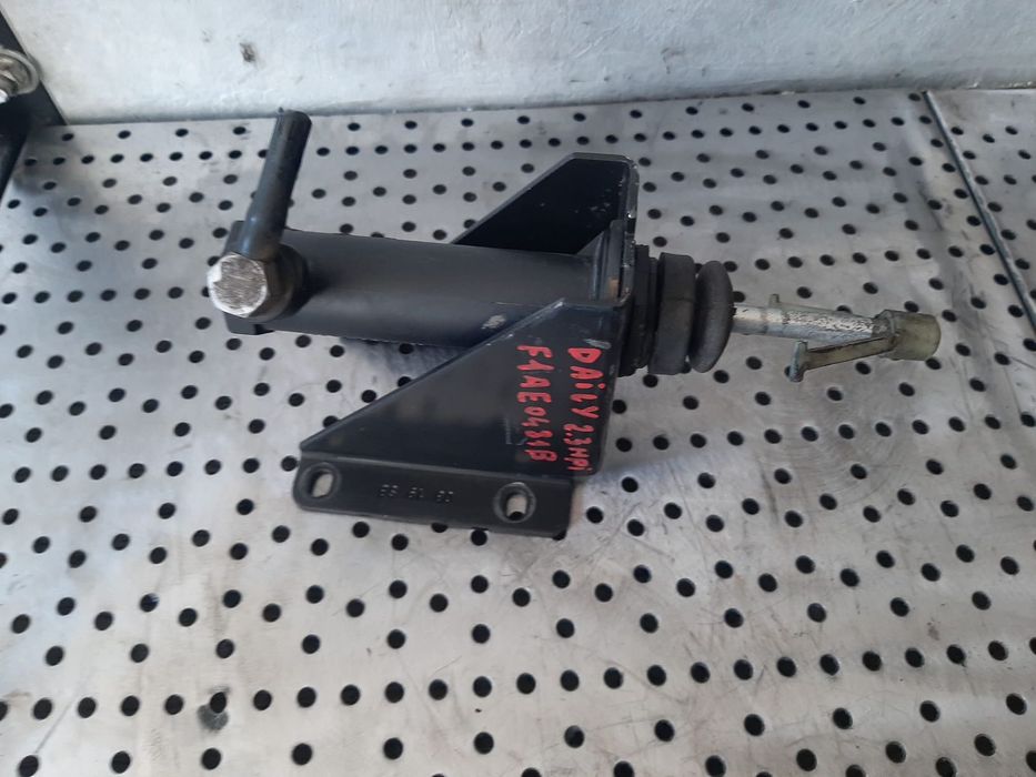 pompa ambreiaj 2.3 hpi f1ae0481b  iveco daily 3 euro 3