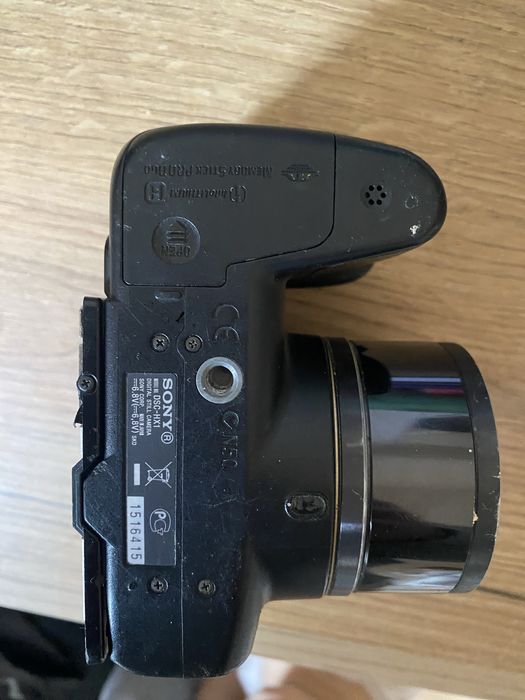 Фотоапарати Canon Eos Nikon F-50 Sony Cybershot и Обектив