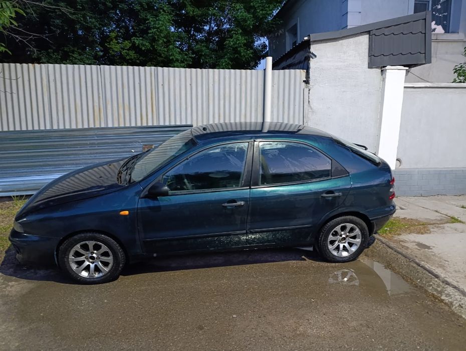 Автомобиль Фиат браво 1996