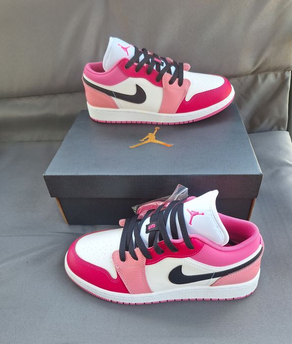 Jordan 1 low marimi de la 36.5 la 40