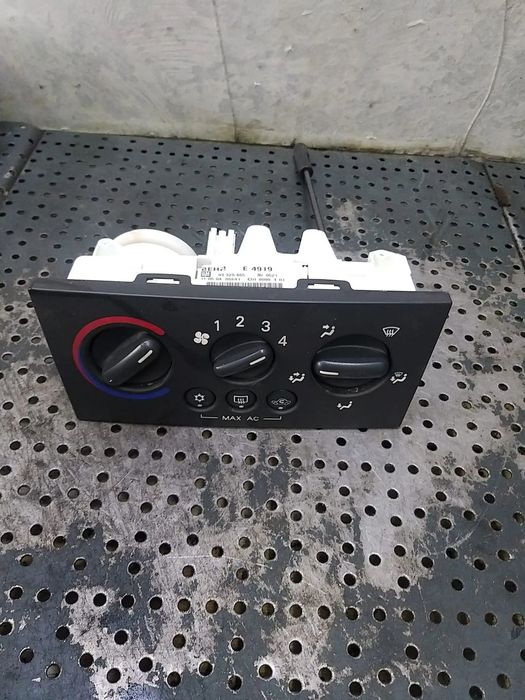 Panou comanda clima ac opel meriva a x03 93329465
