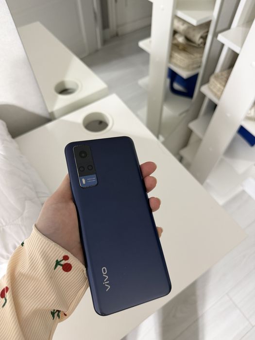 Vivo Y53s 8/128гб синий