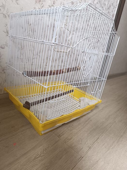 Продам клетку для попугая