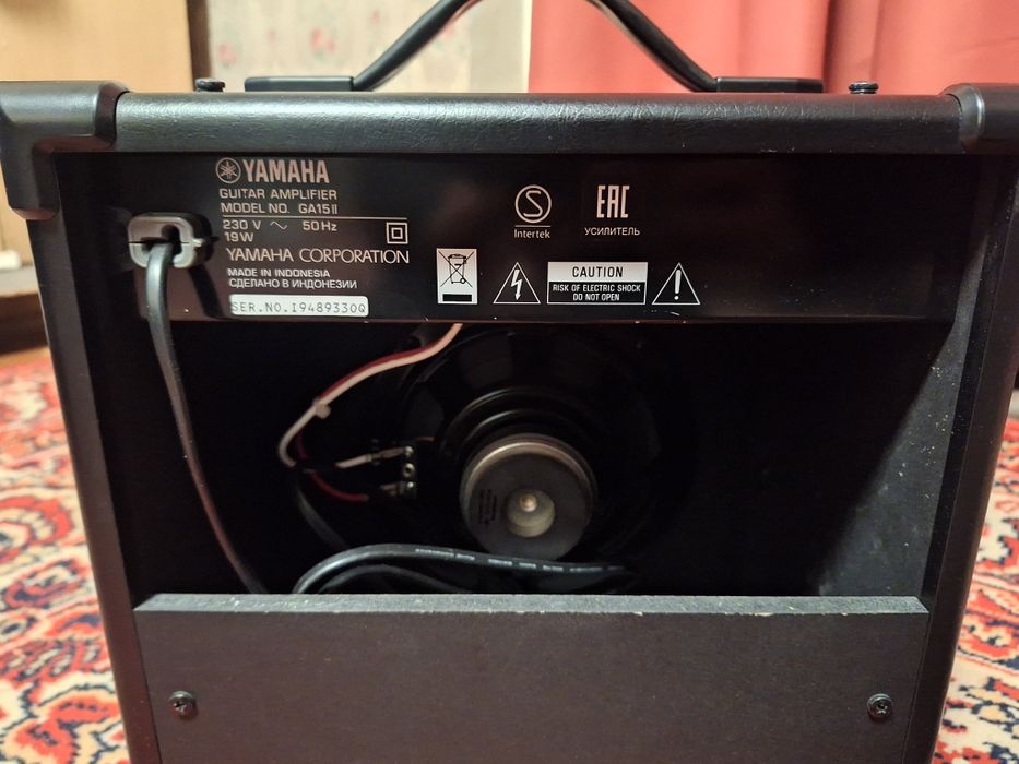 Комбоусилитель yamaha ga-15