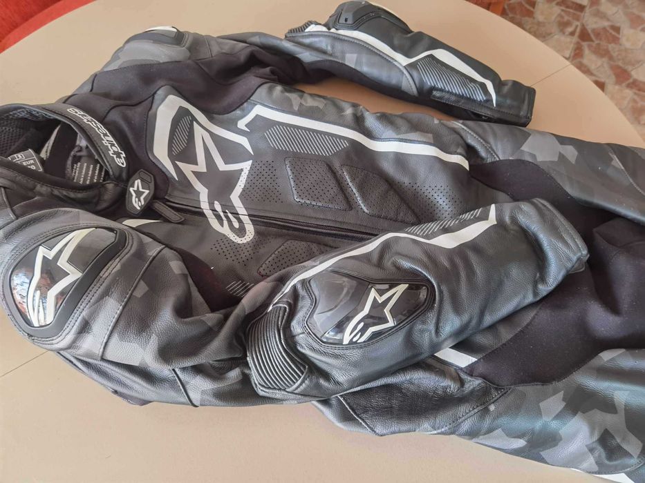 Висок клас мото екип Alpinestars