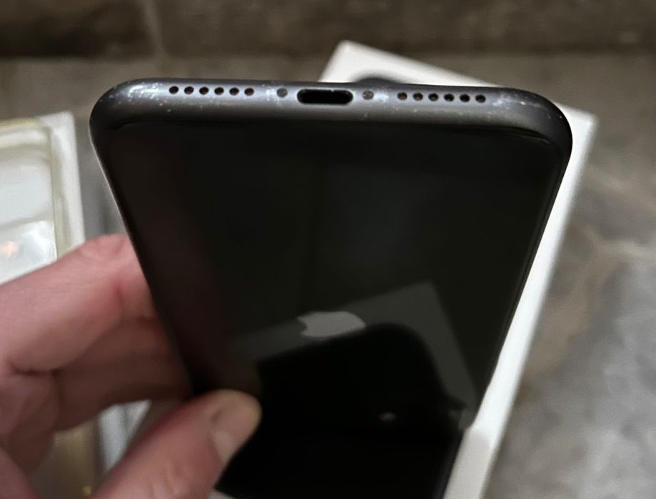 iPhone 11 Black 128GB