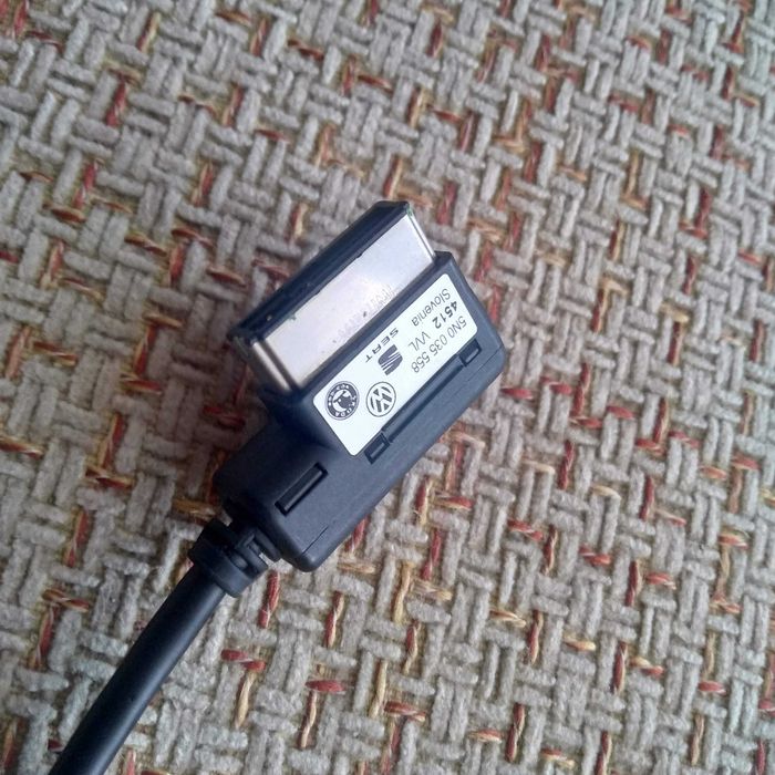 MDI AMI MMI USB кабел за връзка с мултимедията на VW, Audi, Seat, Skod