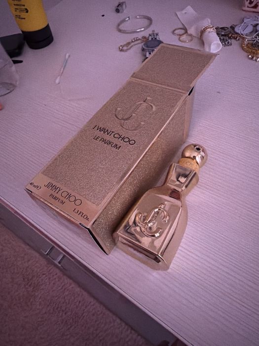 Парфюм jimmy choo не е използван