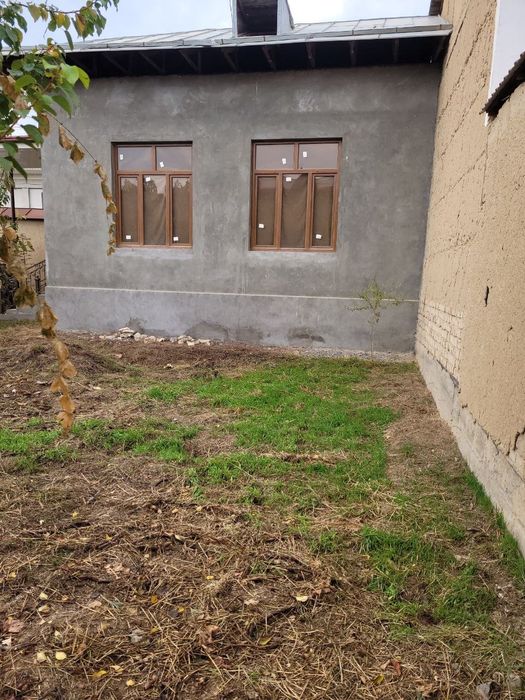 Назарбекда 1 хонали 8 сотих участка сотих 20мин