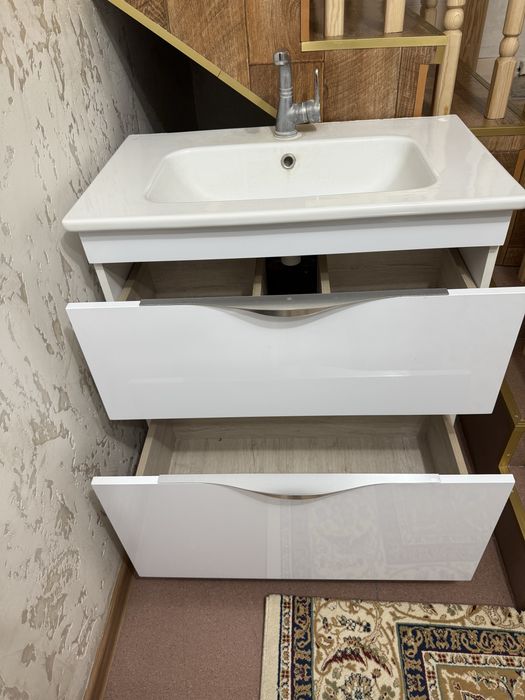 Раковина -мойка с тумбой