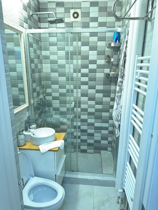 Apartament de vânzare – 2 camere, parter, complet renovat, gata de mutare!