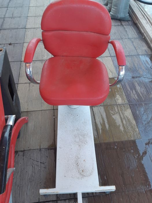 Кресло парикмахера