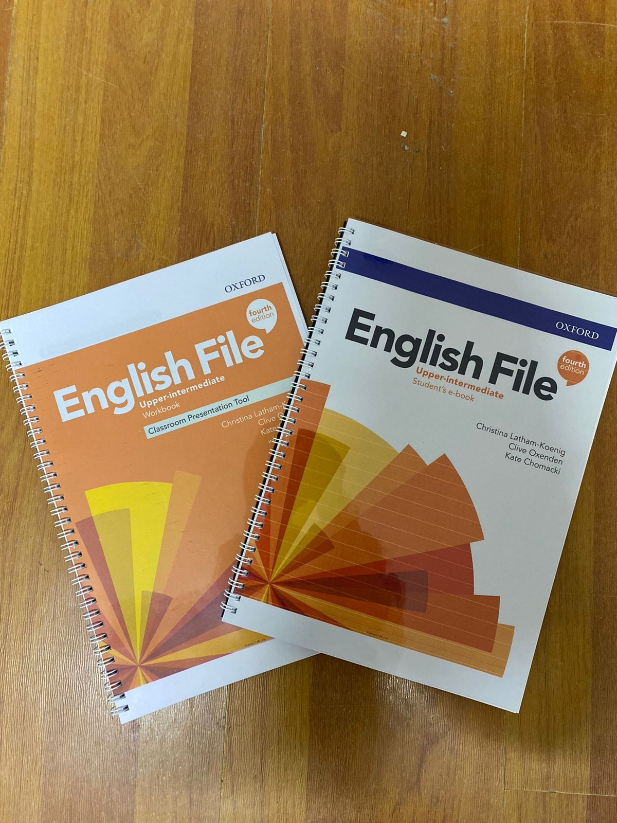 English file, Solutions,Headway elementary, intermediate және т.б. ур.: 3  000 тг. - Книги / журналы Алматы на Olx