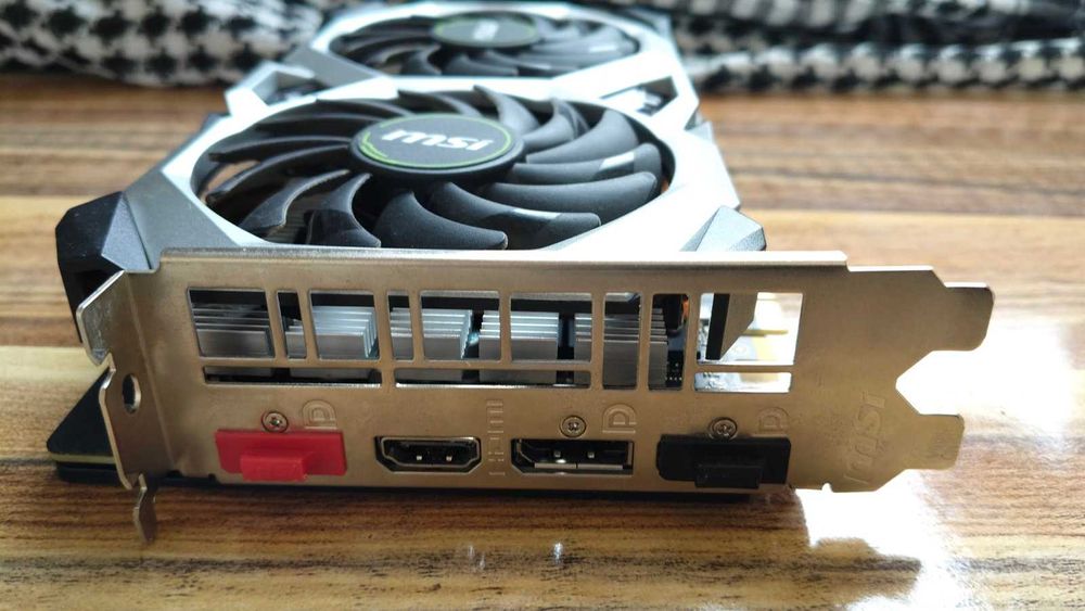 GTX 1660 Ti Ventus XS 6G OC - ЗА ЧАСТИ