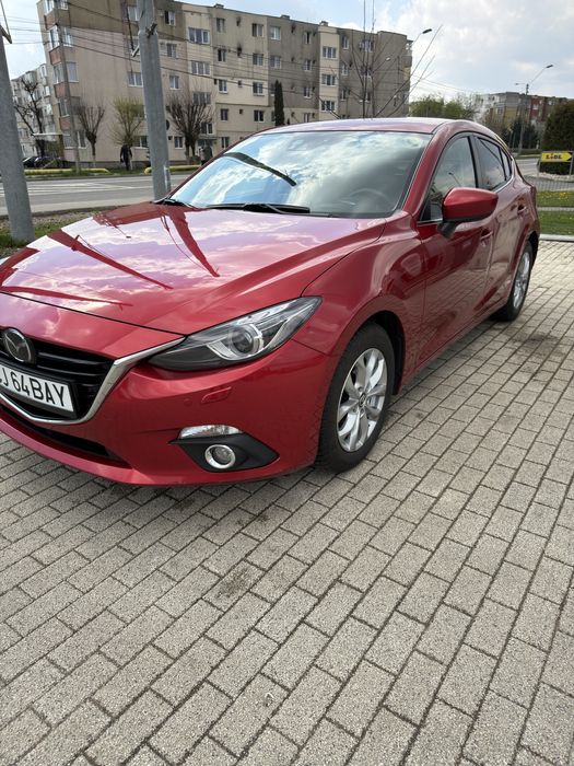 Mazda 3 Top Revolution