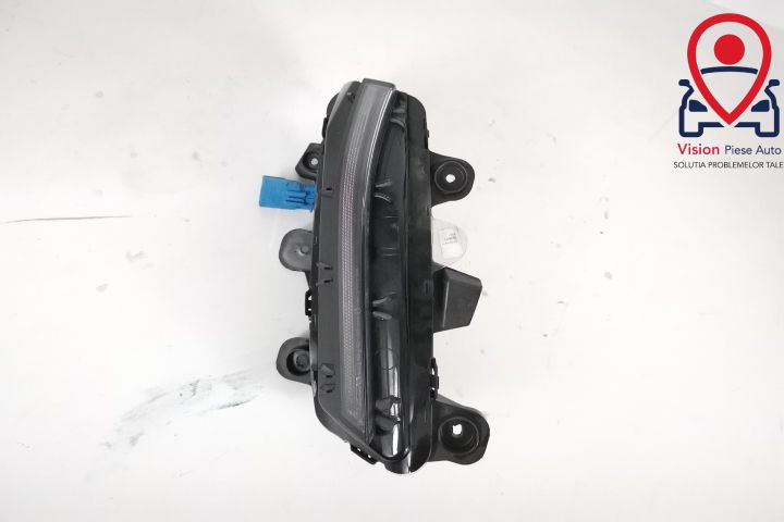 ДРЛ Дневна Светлина Дясна Страна LED Оригинален В Добро Състояние Пежо