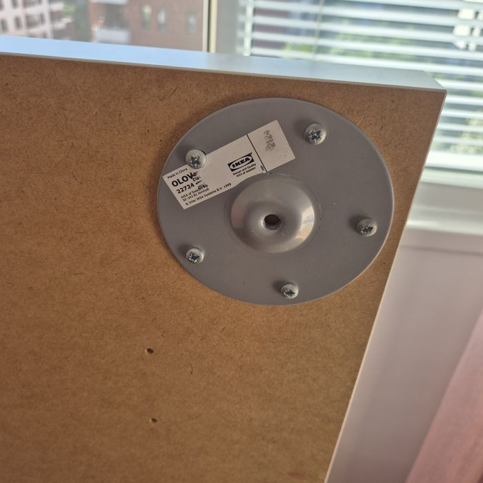 Плот и 2 регулеруеми крака за бюро