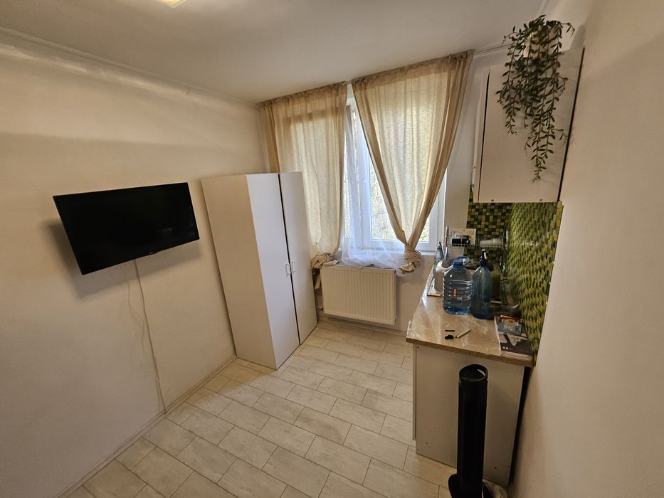 Garsoniera de vanzare