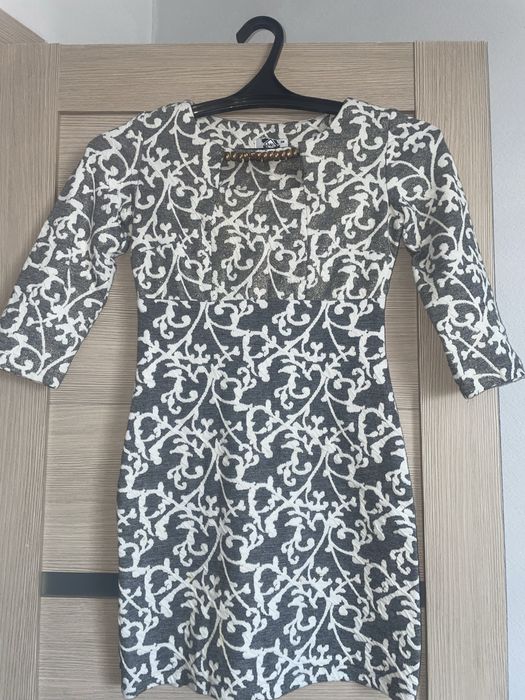 Платья в хорошем состоянии