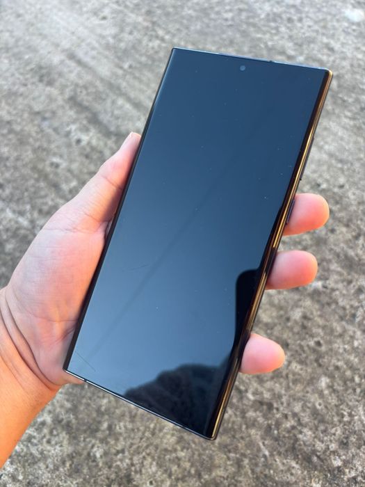 Telefon Samsung Galaxy S22 Ultra Impecabil ca Nou Black Schimb Trimit