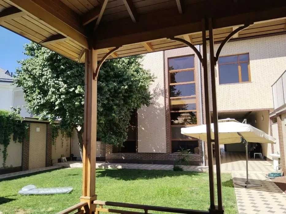 Аренда Евродома, Саламатина в Яккасарайском районе элитный Минимализм