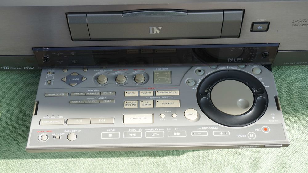 Video recorder digital MiniDv SONY DHR-1000 DEFECT