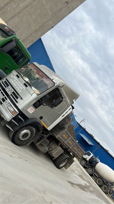 Inchiriere utilaje cu deservent, manopera pavaje/lucrări