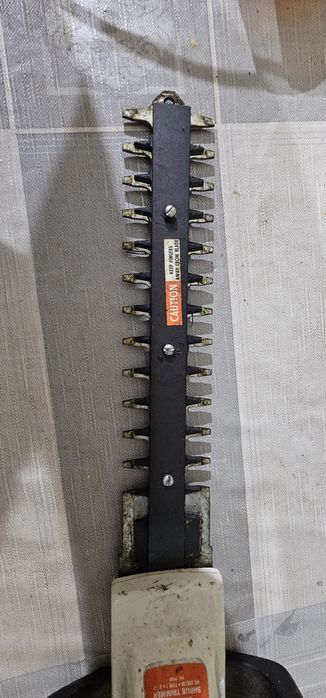 Храсторез Black&Decker