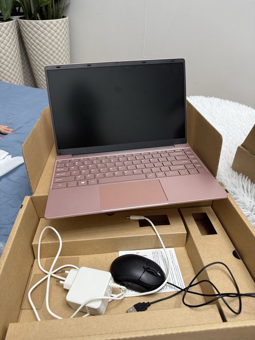 Ноутбук продаю. Ноутбук