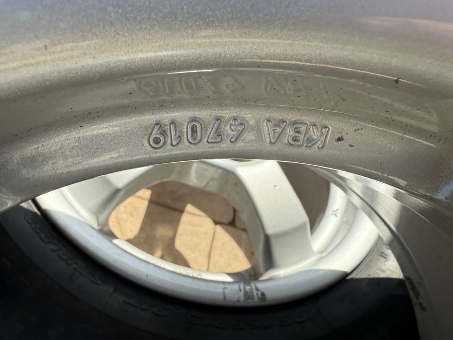 Jante aliaj Rial R15 cu anvelope de iarnă 195/65 R15 – set 4 buc.