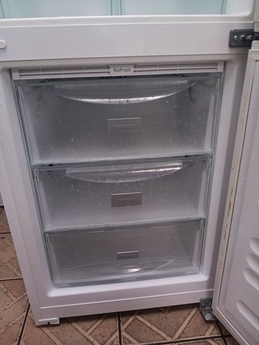 Комбиниран хладилник с фризер Миеле Miele с 2 години  ГАРАНЦИЯ!