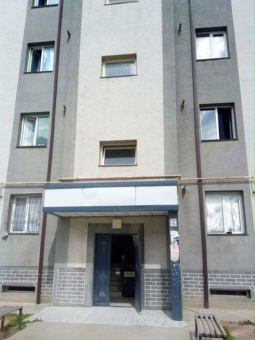 Дом сотилади 3 хонали