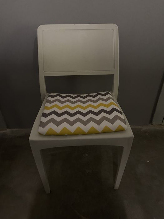 Продам стул