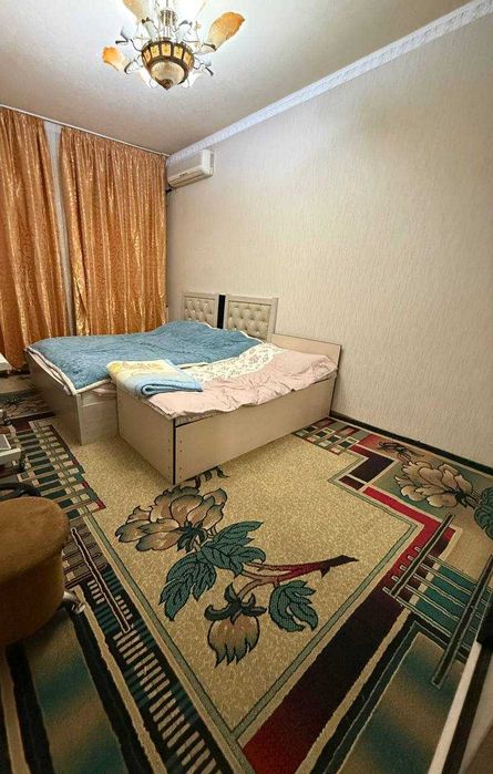 Коракамиш 3 хона яхши ремонт Тансикбой бозорча олдида Туркистон олдида