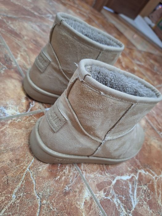 Ghete fete maro calduroase