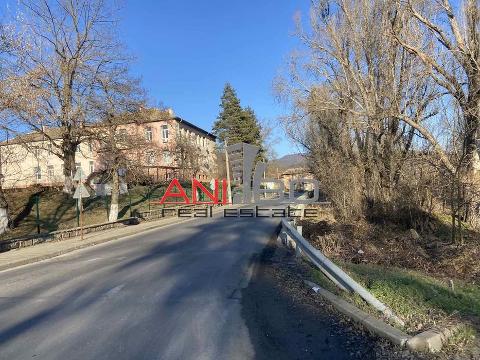 Парцел в с.Веселиново, обл. Шумен, площ 6398, цена 130000 лева