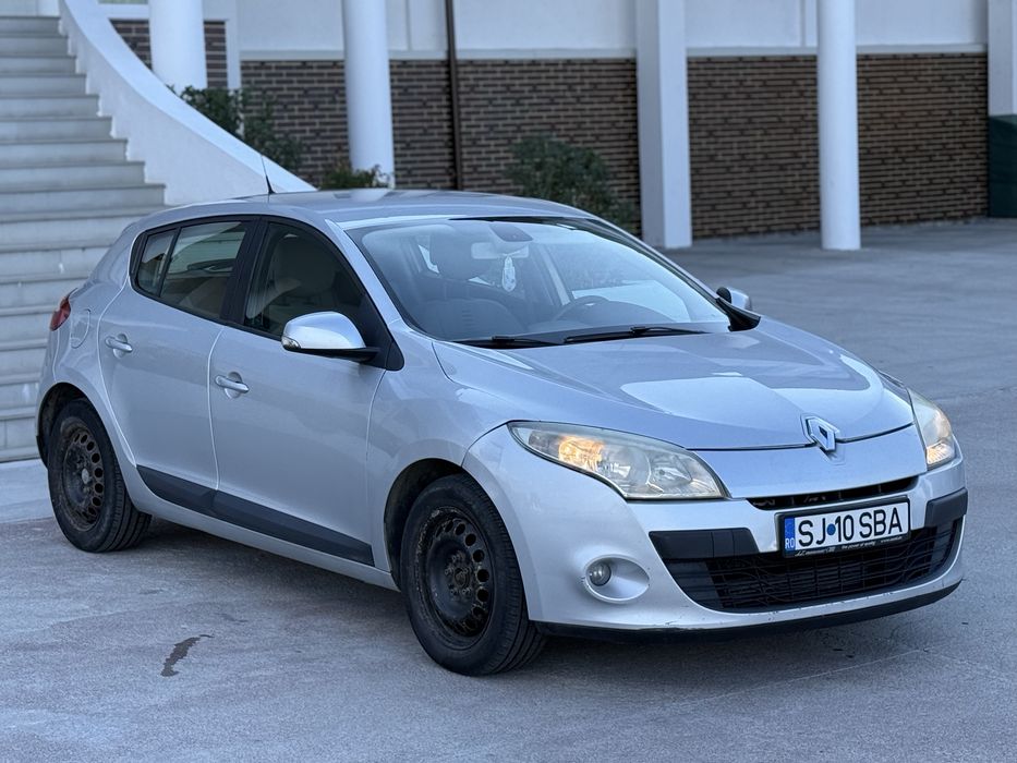 RENAULT Megane 2010 — imagine 2