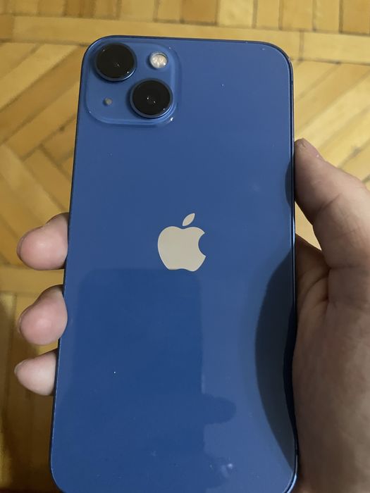 iPhone 13 в идеальном состоянии
