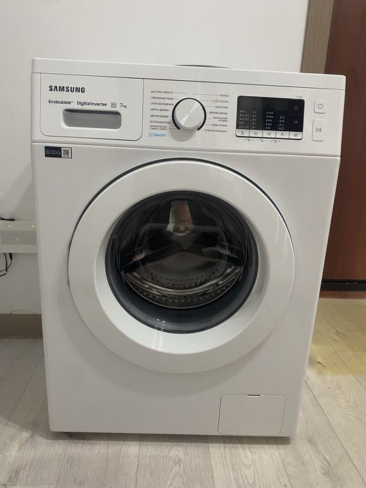 СРОЧНО СРОЧНО ПРОДАМ стиральную машину