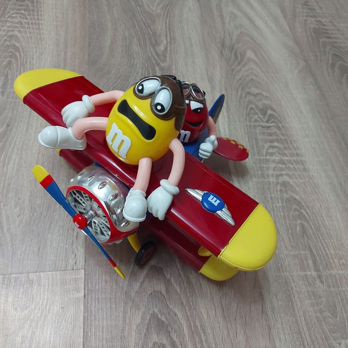 Самосвал Белаз самолет