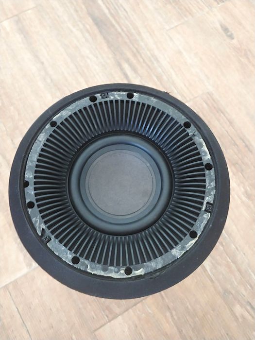 Harman Kardon Aura boxa activa BT